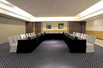 Four Points By Sheraton Navi Mumbai, Vashi