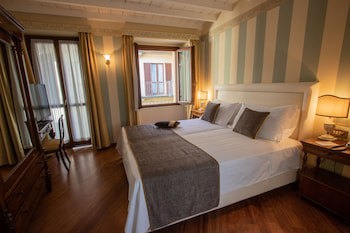 Albergo Le Due Corti galeri fotoğrafı
