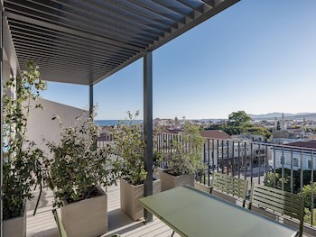 Arkadi Hotel