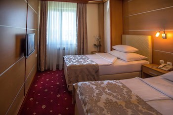 Cezar Hotel