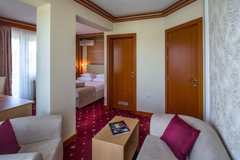 Cezar Hotel