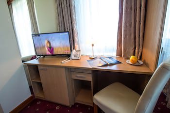 Cezar Hotel