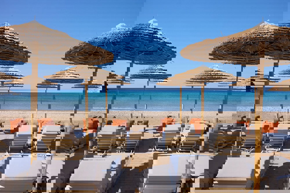 Golden Milos Beach House by Domotel