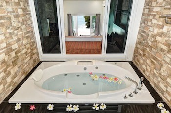Aloha Resort
