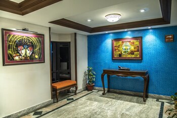 Hotel Nirvana Luxury International