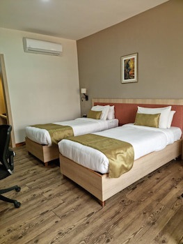 Hotel Nirvana Luxury International