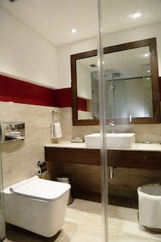 Fortune Sector 27 Noida