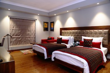 Fortune Sector 27 Noida