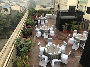 Fortune Sector 27 Noida