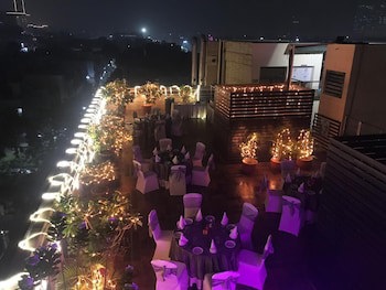 Fortune Sector 27 Noida