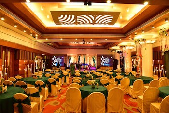 Vishwaratna Hotel