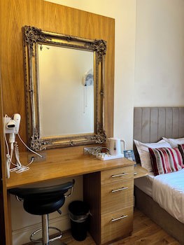 Abc Hyde Park Hotel