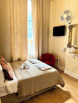 Abc Hyde Park Hotel