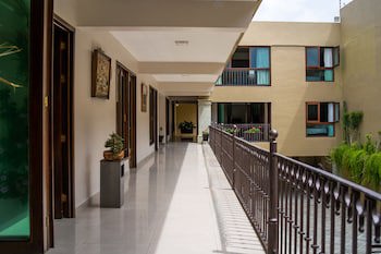 Casa De Las Flores Hotel