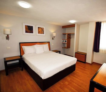 Centro 19 Hotel