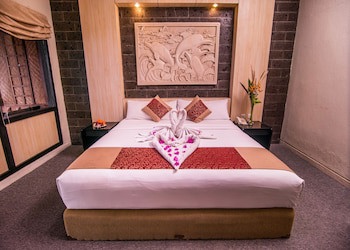 Nugraha Lovina Seaview Resort & Spa