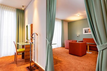 Schlosshotel Hellenstein galeri fotoğrafı