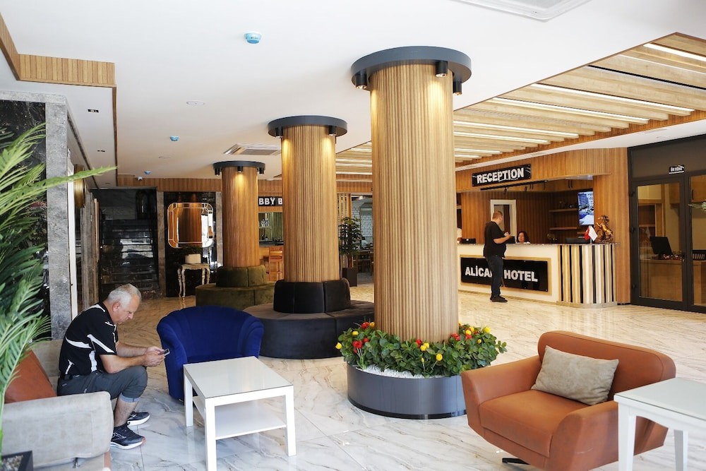 Alican Hotel