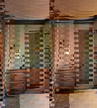 Terrace Houses Sirince - Fig, Olive Clockmakers And Grapevine