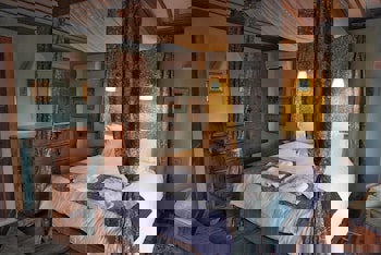 Terrace Houses Sirince - Fig, Olive Clockmakers And Grapevine