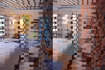 Terrace Houses Sirince - Fig, Olive Clockmakers And Grapevine