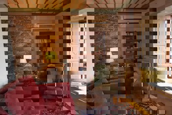 Terrace Houses Sirince - Fig, Olive Clockmakers And Grapevine