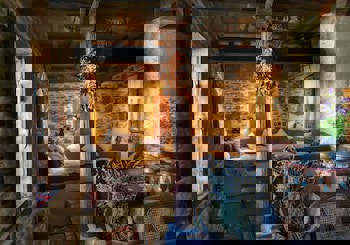 Terrace Houses Sirince - Fig, Olive Clockmakers And Grapevine