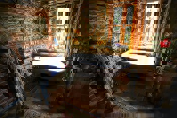 Terrace Houses Sirince - Fig, Olive Clockmakers And Grapevine