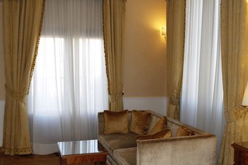 Villa Pinciana galeri fotoğrafı
