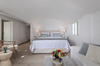 Aqua Luxury Suites