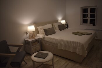 Aqua Luxury Suites