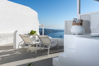 Aqua Luxury Suites