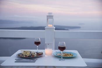 Aqua Luxury Suites