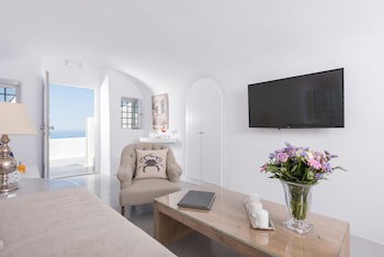 Aqua Luxury Suites