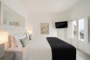 Aqua Luxury Suites