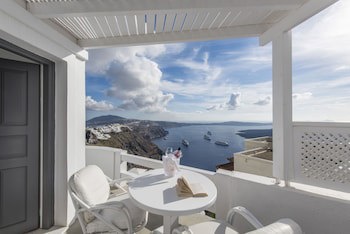 Aqua Luxury Suites