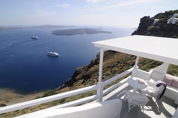 Aqua Luxury Suites