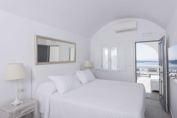 Aqua Luxury Suites