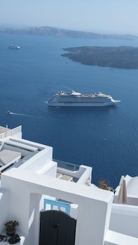 Aqua Luxury Suites