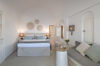 Aqua Luxury Suites