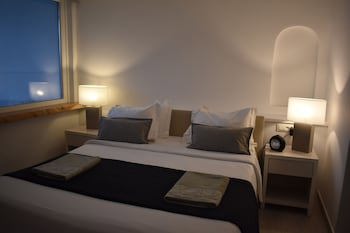 Aqua Luxury Suites