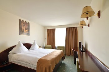 Delta 3 Hotel