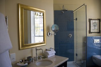 Cape Heritage Hotel
