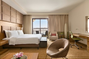 Traders Hotel, Qaryat Al Beri fotoğrafı