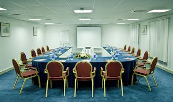 Al Bustan Residence Hotel Apartments