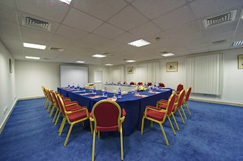 Al Bustan Residence Hotel Apartments