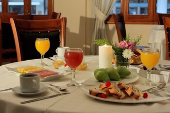 Famissi Hotel