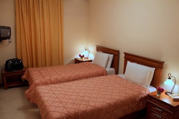 Famissi Hotel