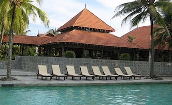 Sutra Beach Resort