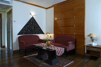 Sutra Beach Resort